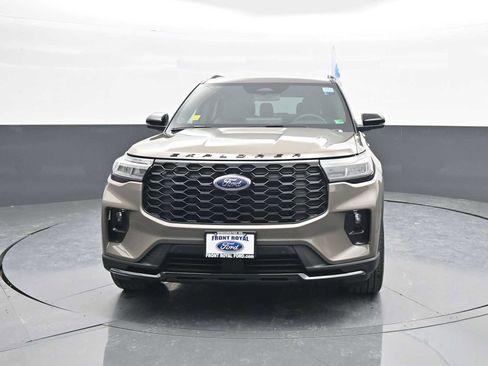 New 2026 Ford Explorer ST-Line w/ ST-Line Street Pack image 3