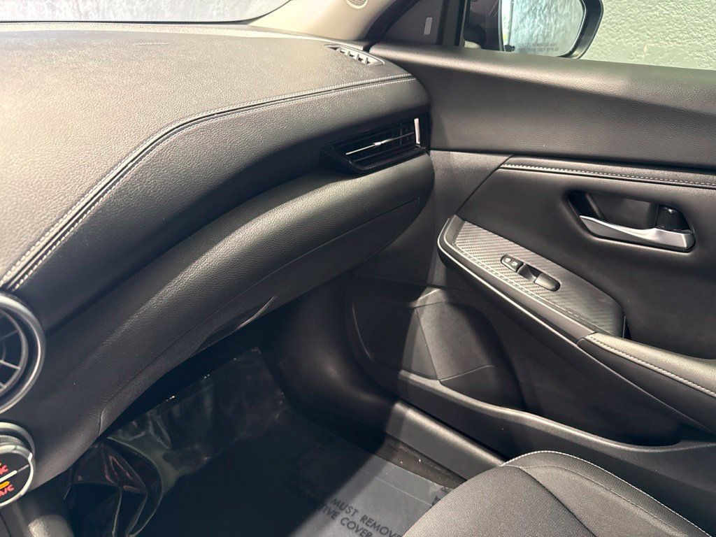 Used 2020 Nissan Sentra SV FWD image 18