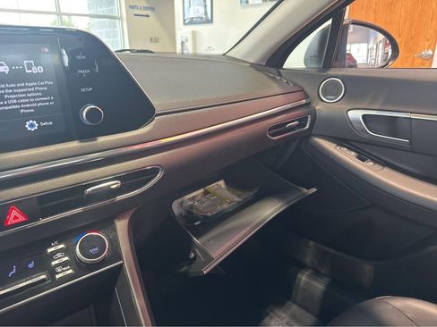 Used 2020 Hyundai Sonata SEL w/ Premium + Sunroof Package image 26