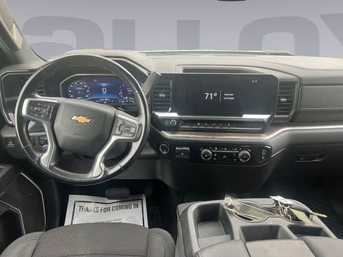 Certified 2024 Chevrolet Silverado 2500 LT AWD/4WD image 12