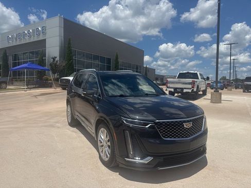 Used 2020 Cadillac XT6 Premium Luxury FWD image 1