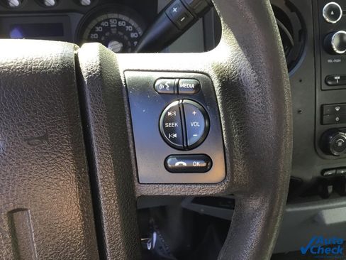 Used 2015 Ford F250 XL w/ Power Equipment Group image 40