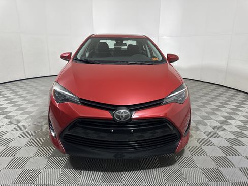 Used 2019 Toyota Corolla Sedan image 2