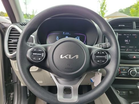 Certified 2023 Kia Soul LX w/ Option Group 015 FWD image 22