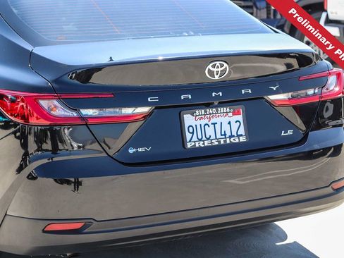 Used 2025 Toyota Camry LE w/ Convenience Package FWD image 9