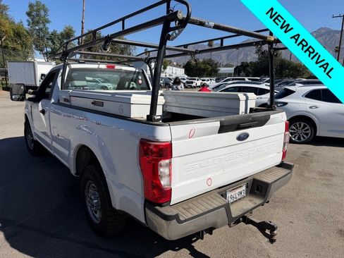 Used 2022 Ford F250 XL w/ Power Equipment Group RWD image 4