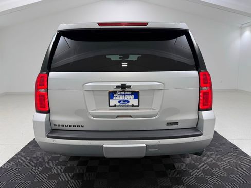 Used 2019 Chevrolet Suburban Premier AWD/4WD image 6
