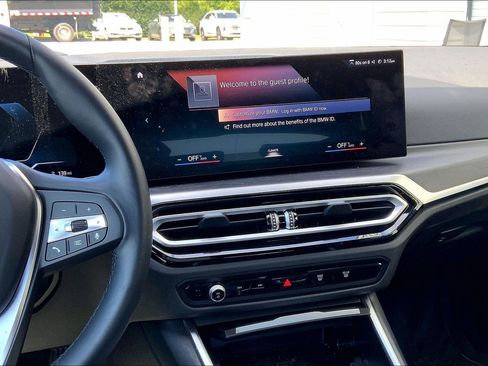 Used 2023 BMW i4 eDrive35 w/ Premium Package RWD image 15