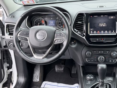 Used 2019 Jeep Cherokee Limited image 20