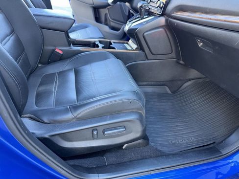 Used 2020 Honda CR-V Touring image 16