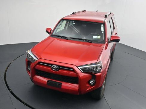 Used 2024 Toyota 4Runner SR5 AWD/4WD image 11