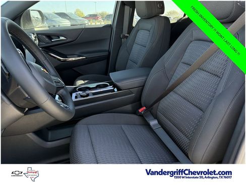 New 2026 Chevrolet Equinox LT w/ Safety and Technology Package FWD image 21
