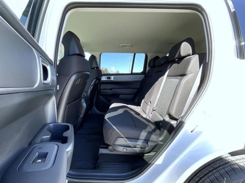 New 2026 Hyundai Santa Fe SE image 11