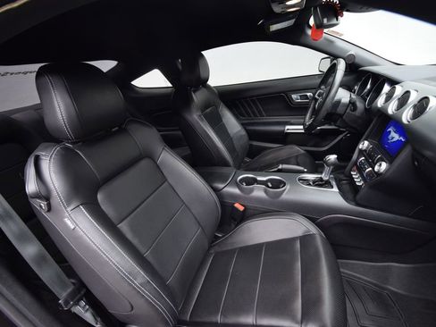 Used 2023 Ford Mustang Premium image 17