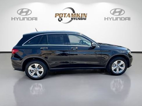 Used 2018 Mercedes-Benz GLC 300 image 4