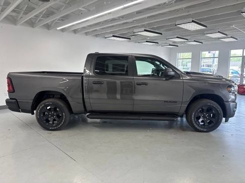 New 2026 RAM 1500 Express AWD/4WD image 10