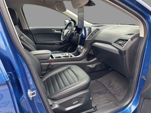 Certified 2022 Ford Edge SEL w/ Convenience Package image 11