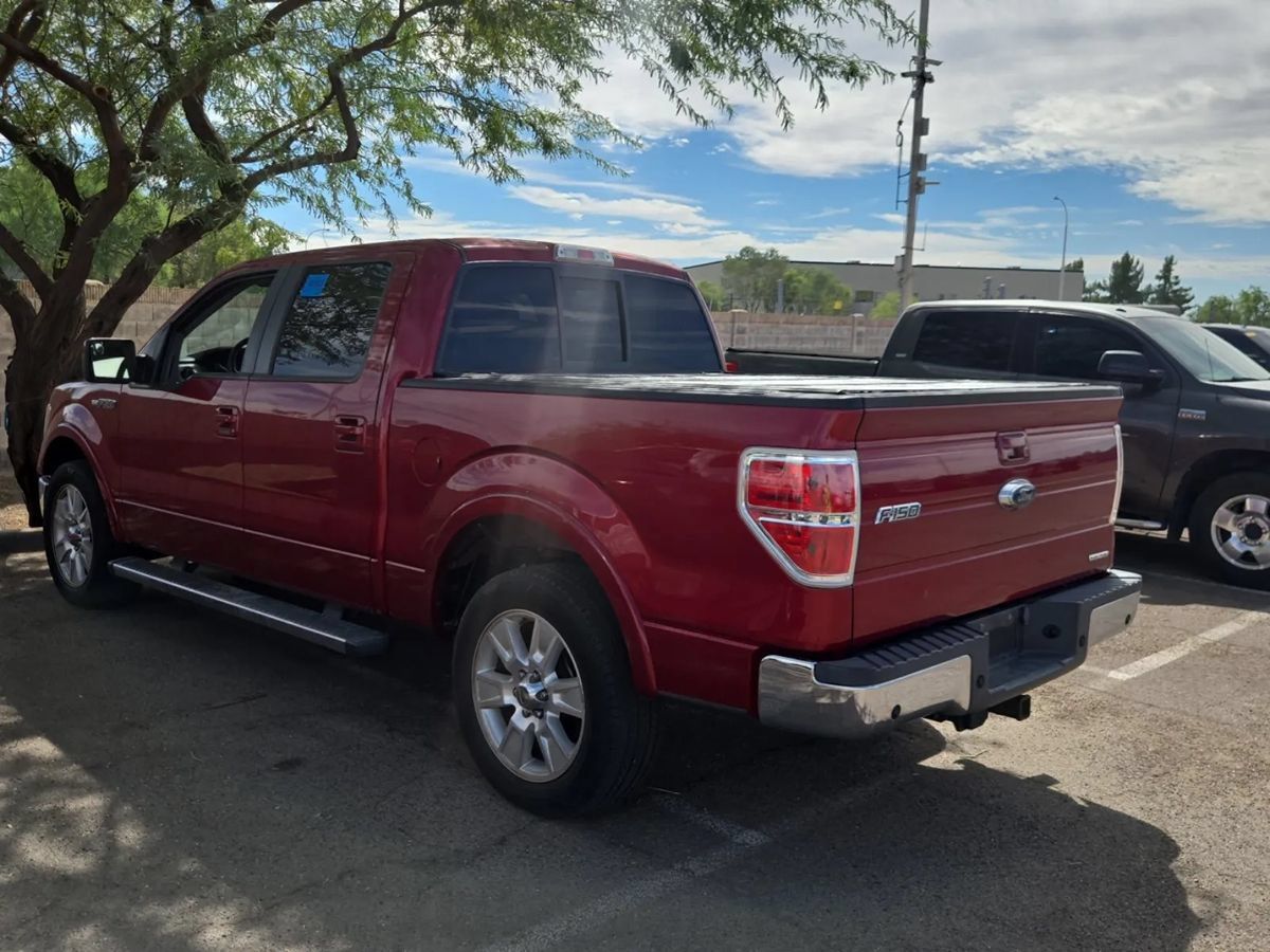 Used 2013 Ford F150 Lariat w/ Luxury Equipment Group RWD image 2