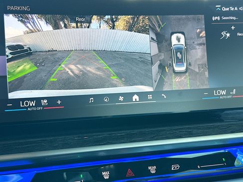 Certified 2025 BMW 760i xDrive image 14