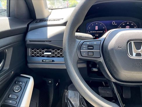 Used 2023 Honda Accord EX image 21