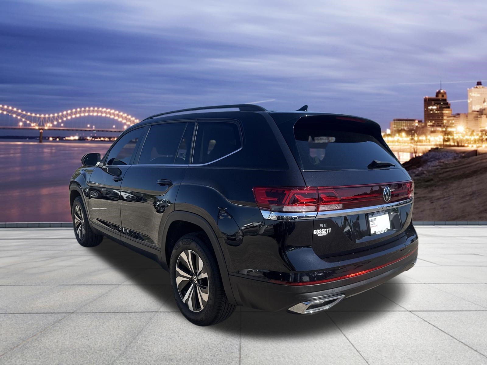 Certified 2025 Volkswagen Atlas SE FWD image 3