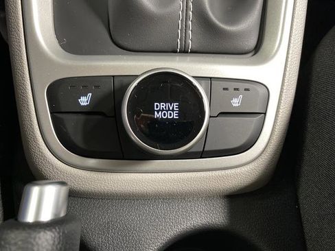 New 2026 Hyundai Venue SEL image 8