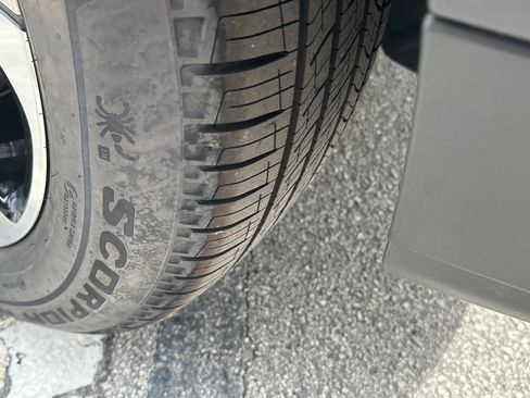 New 2026 Lincoln Nautilus Premier w/ Jet Appearance Package image 11