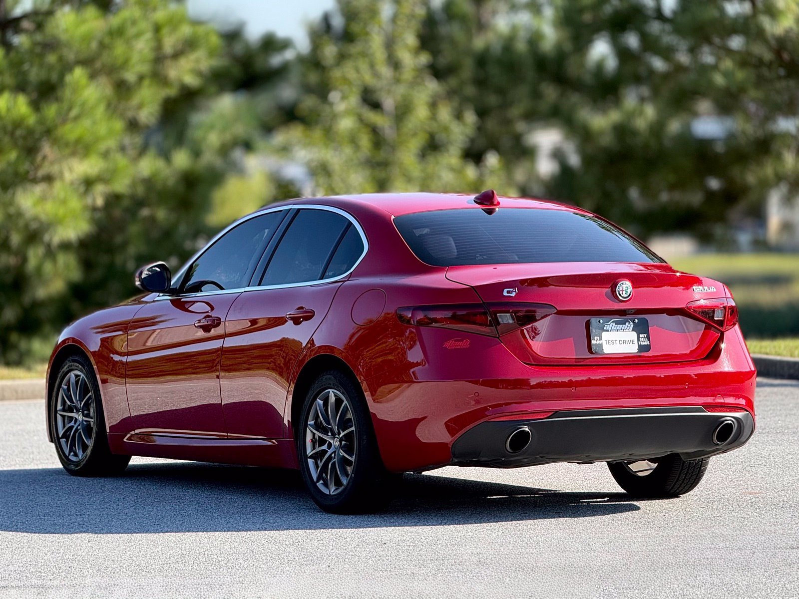 Used 2017 Alfa Romeo Giulia AWD image 10