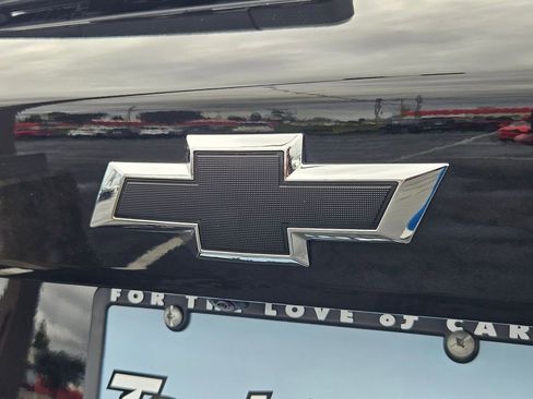 Used 2025 Chevrolet Trax RS w/ Sunroof Package image 32