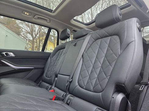 Used 2024 BMW X7 xDrive40i AWD/4WD image 22