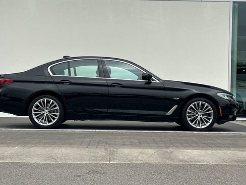 Used 2023 BMW 530e w/ Premium Package RWD image 2