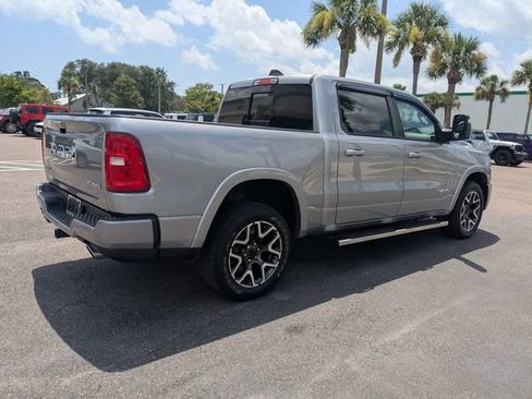 Used 2025 RAM 1500 Laramie w/ Sport Appearance Package AWD/4WD image 4