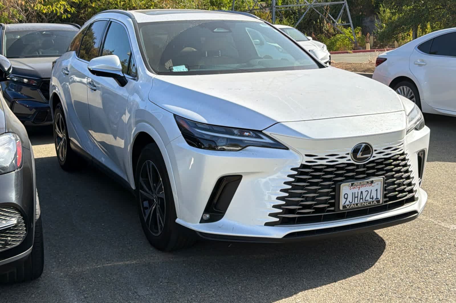 Used 2023 Lexus RX 350 Premium w/ Accessory Package (K3) AWD/4WD image 3