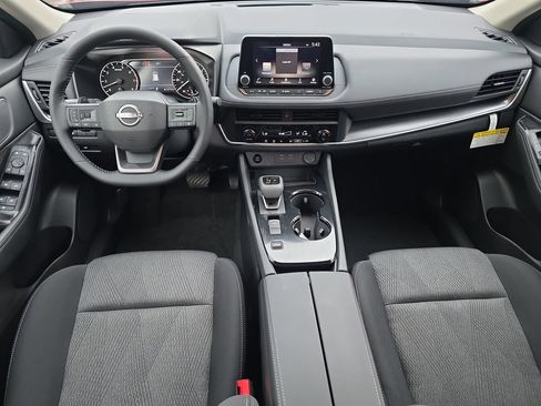 New 2026 Nissan Rogue SV FWD image 17