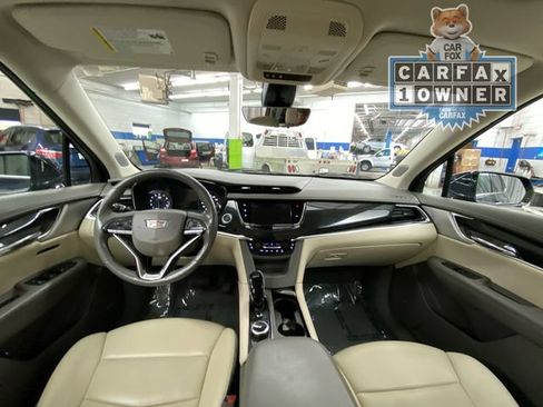 Used 2021 Cadillac XT6 Premium Luxury AWD/4WD image 29