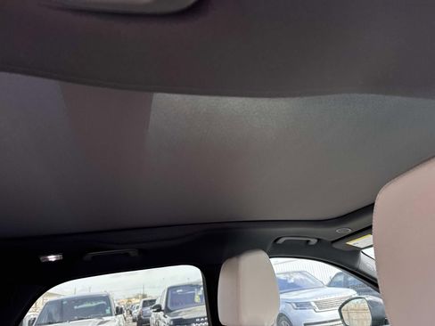 Used 2025 Jaguar F-PACE R-Dynamic S image 10