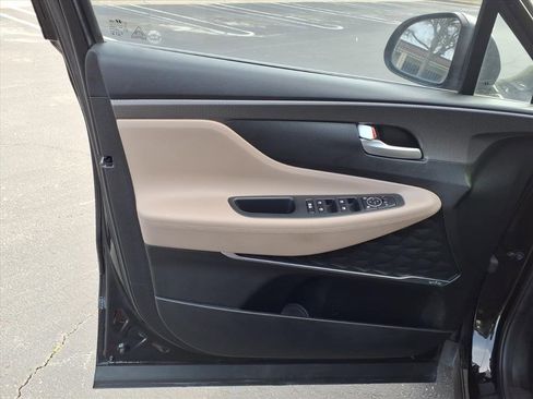 Used 2019 Hyundai Santa Fe SEL image 12