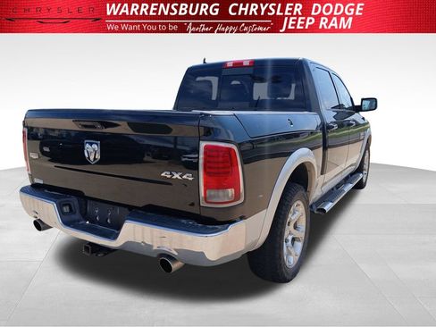 Used 2016 RAM 1500 Laramie w/ Convenience Group AWD/4WD image 3