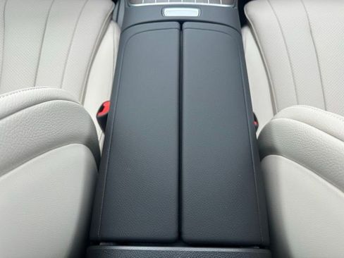 Used 2026 Mercedes-Benz E 350 4MATIC Sedan image 36