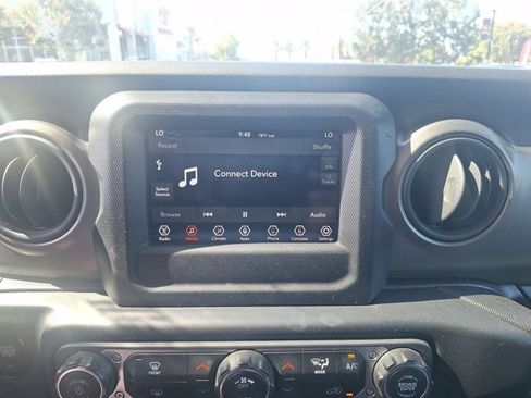 Used 2023 Jeep Wrangler Sport AWD/4WD image 11