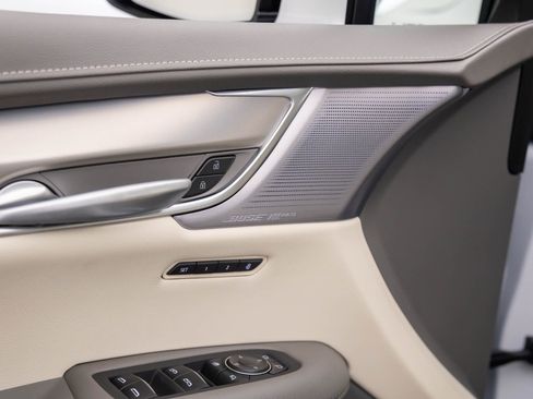 New 2025 Cadillac XT5 Premium Luxury image 16