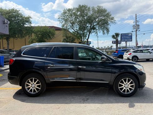Used 2017 Buick Enclave Leather image 4