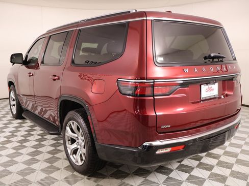 Used 2022 Jeep Wagoneer Series II RWD image 24
