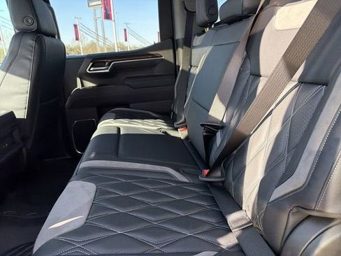 New 2026 Chevrolet Silverado 1500 RST AWD/4WD image 12