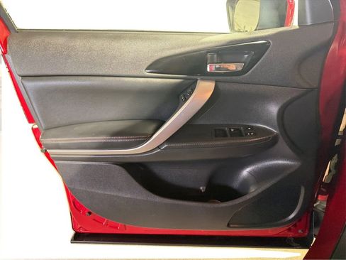 Used 2019 Mitsubishi Eclipse Cross SEL image 19