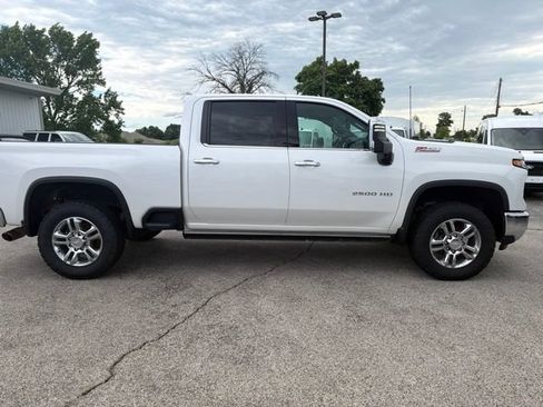 Used 2024 Chevrolet Silverado 2500 LTZ w/ LTZ Convenience Package AWD/4WD image 5