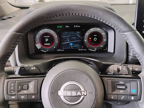 Used 2024 Nissan Rogue Platinum w/ Platinum Premium Package FWD image 67