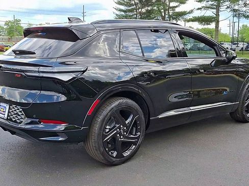 New 2025 Chevrolet Equinox EV RS w/ Convenience Package II image 8