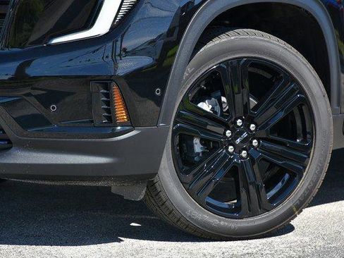 New 2026 GMC Acadia Elevation w/ Super Cruise Package image 2