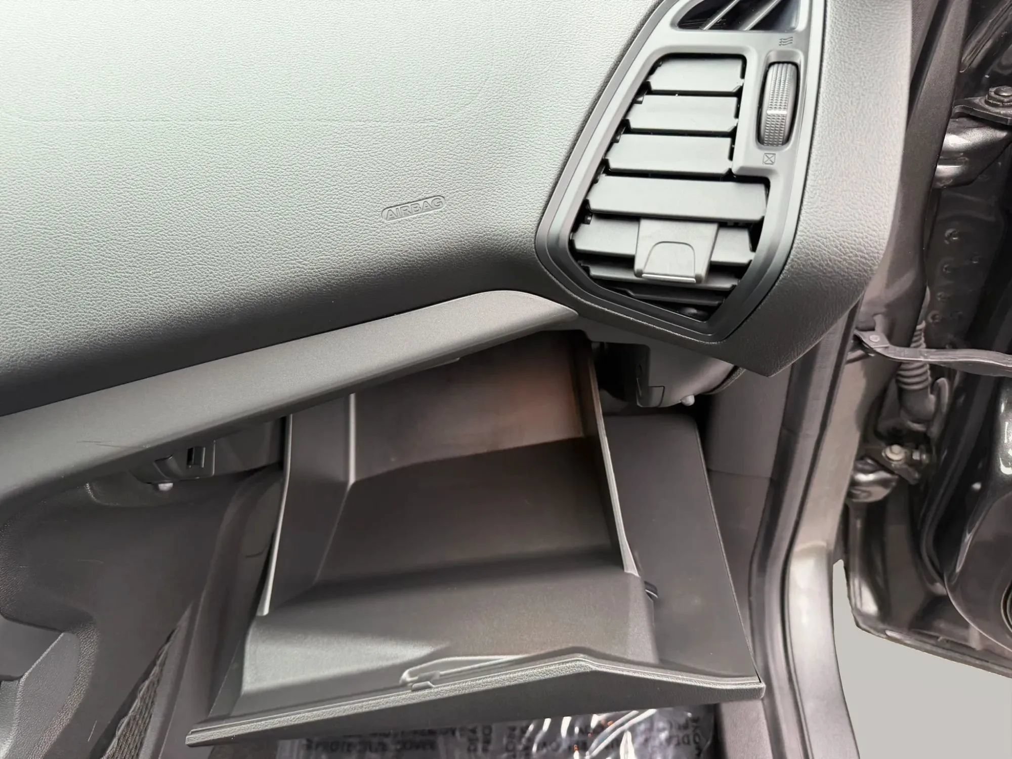 Used 2018 Ford Escape SE AWD/4WD image 45